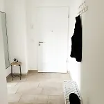 アパート In Fuer 6 Gaeste Mit 2 Baedern Und Loggia