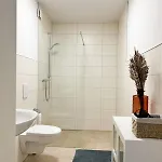 アパート In Fuer 6 Gaeste Mit 2 Baedern Und Loggia *