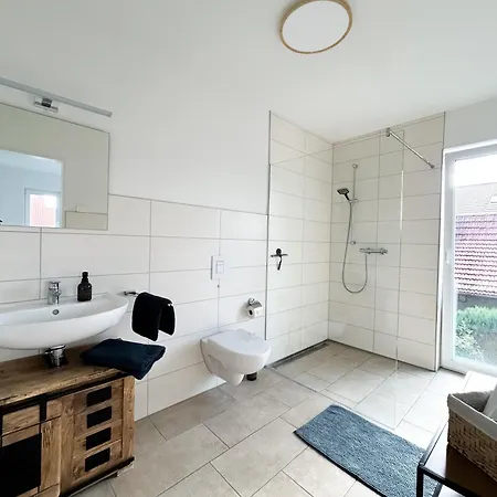 In Für 6 Gäste Mit 2 Bädern Und Loggia Apartment *