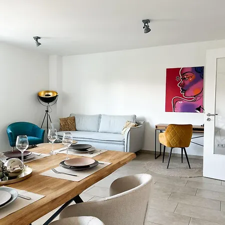 Apartment In Für 6 Gäste Mit 2 Bädern Und Loggia *