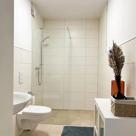 Apartment In Für 6 Gäste Mit 2 Bädern Und Loggia *