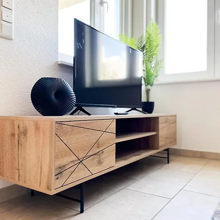 In Für 6 Gäste Mit 2 Bädern Und Loggia Apartment *